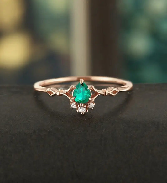 Lab Emerald Engagement Ring Vintage Solid Gild Ring Anniversary Ring Vintage Wedding Ring Bridal Promise Women Ring