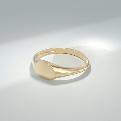 14K Solid Gold Oval Signet Ring – Personalized Engravable Monogram Band