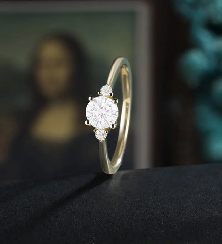 5mm Round Cut Moissanite Engagement Ring Unique Diamond Wedding Ring Vintage Yellow Gold Bridal Ring Promise Wedding Ring Anniversary Ring Gift for Her
