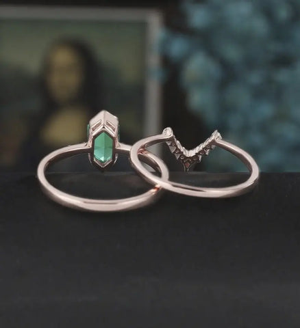 Long Hexagon Emerald Engagement Ring Set Solid Gold Bridal Set Moissanite Dimond Bridal Set Anniversary Unique Wedding Ring Vintage Promise Ring For Her