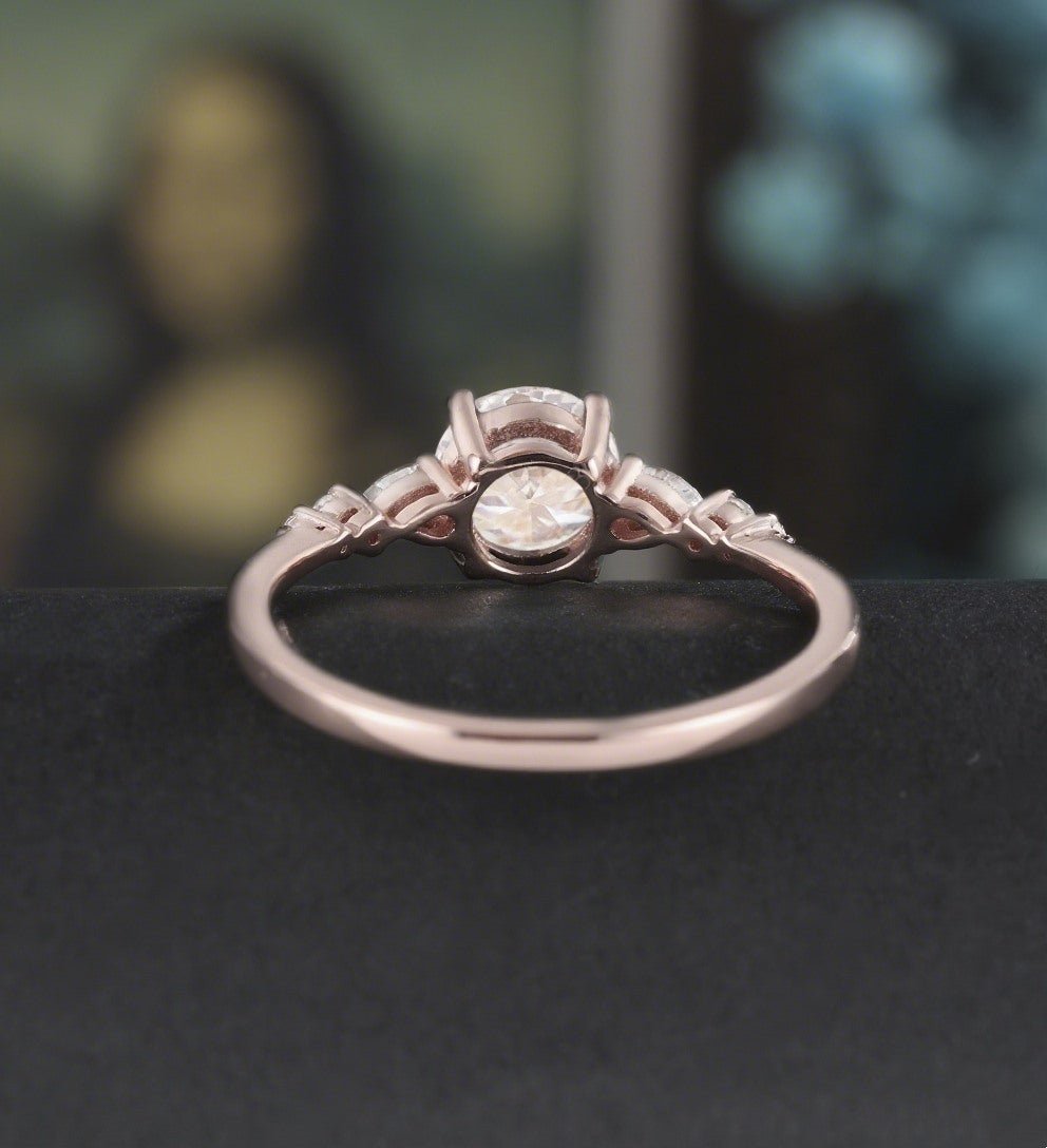 Round Cut Moissanite Engagement Ring Pear Shaped Diamond Wedding Ring Vintage Rose Gold Bridal Ring Promise Anniversary Ring Gift for Her - ULRICARING