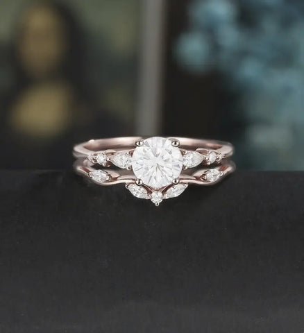 Round Cut Engagement Ring Set Solid Gold Moissanite Bridal Set Anniversary Diamond Wedding Ring Unique Promise Ring For Her