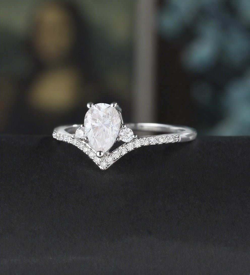 10K/14K/18K Solid Gold Moissanite Engagement Ring Oval Sterling Silver Diamond Ring Anniversary Wedding Promise Ring Vintage Bridal Ring For Her - ULRICARING