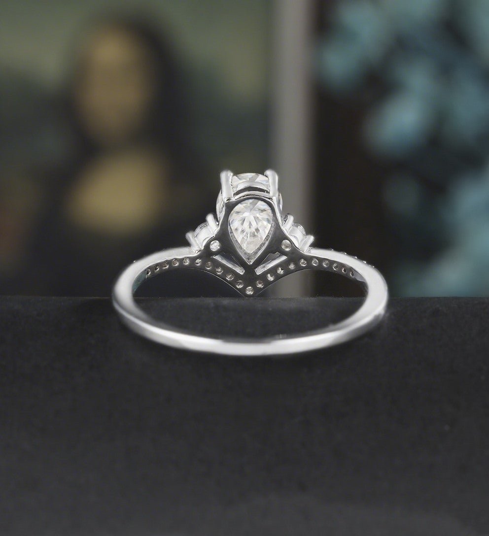 10K/14K/18K Solid Gold Moissanite Engagement Ring Oval Sterling Silver Diamond Ring Anniversary Wedding Promise Ring Vintage Bridal Ring For Her - ULRICARING