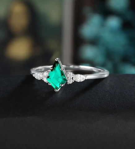 Kite Cut Lab Emerald Engagement Ring White Gold Marquise Cut Moissanite Ring Unique Diamond Wedding Ring Women Promise Anniversary Bridal Ring