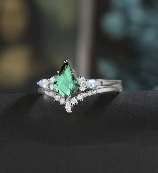 Kite Cut Lab Emerald Bridal Set Solid Gold Engagement Ring Set Marquise Moonstone Bridal Set Anniversary Moissanite Diamond Wedding Ring Vintage Promise Ring For Women