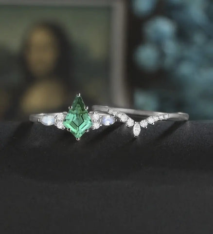 Kite Cut Lab Emerald Bridal Set Solid Gold Engagement Ring Set Marquise Moonstone Bridal Set Anniversary Moissanite Diamond Wedding Ring Vintage Promise Ring For Women
