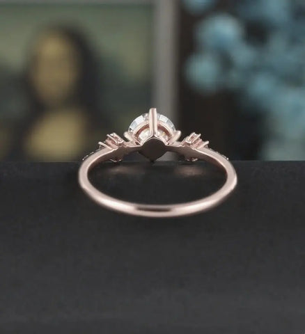 6mm Round Cut Moissanite Engagement Ring Unique Diamond Cluster Wedding Ring Women Vintage Rose Gold Bridal Ring Promise Anniversary Wedding Ring