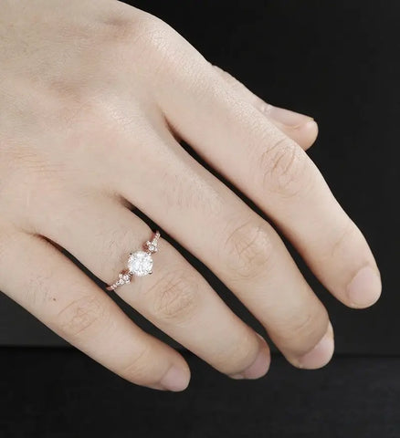 6mm Round Cut Moissanite Engagement Ring Unique Diamond Cluster Wedding Ring Women Vintage Rose Gold Bridal Ring Promise Anniversary Wedding Ring