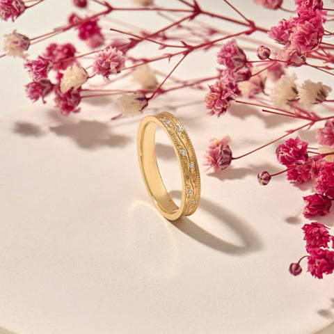 Diamond Leaf 14k Solid Gold Ring – Dainty Floral Wedding Band | Minimalist Nature-Inspired Bridal Gift for Women