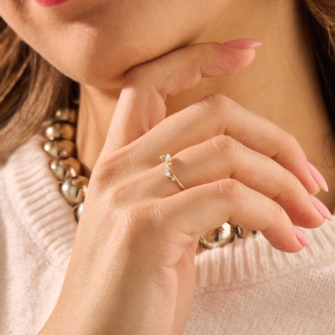 Nature-Inspired Bridal Jewelry – 14K Solid Gold Diamond Leaf Wedding Ring, Women's Dainty Botanical Vine Floral Band