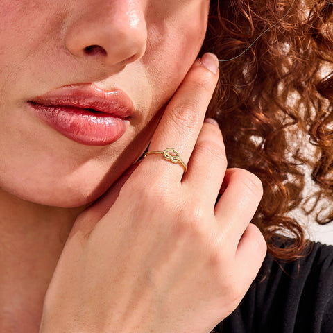 Thin Love Knot Ring 14K Gold – Women’s Eternity Friendship Promise Ring